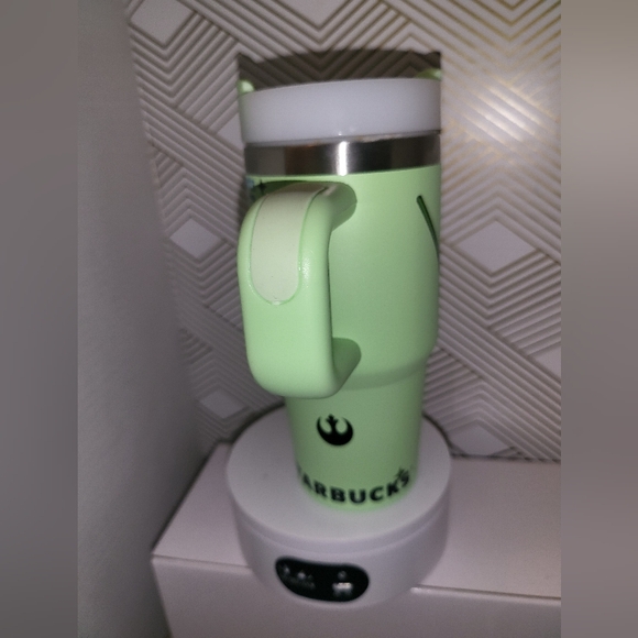 Mandalorian 14oz tumbler - Picture 4 of 6